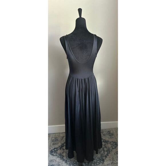 VINTAGE OLGA Women's Cut Black Full Length Plunge Slip with Lace Details Size L - Picture 6 of 9